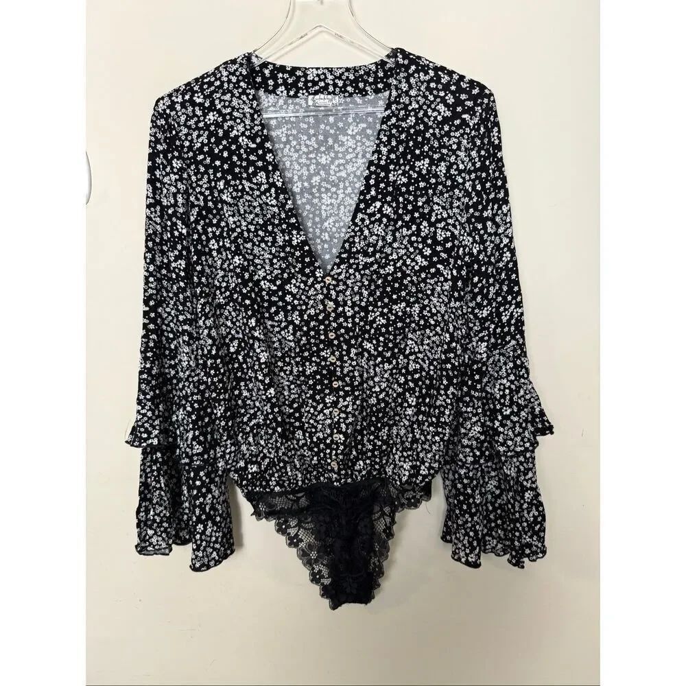 Free People Ditsy Floral Bodysuit Black White Button Front Boho Romantic Size Sm